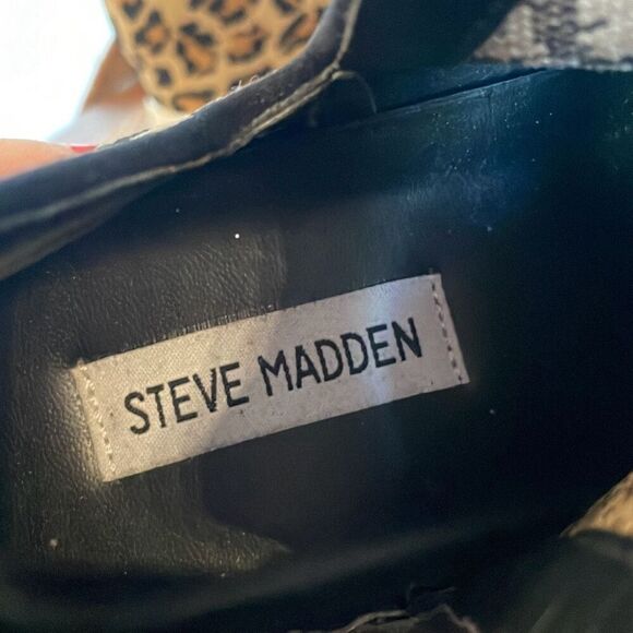 Steve Madden Loxer knit leopard pull on sneaker 8 - Picture 7 of 10